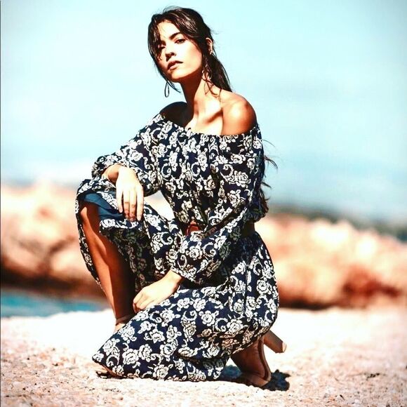 NWT THEKORNER Off the Shoulder Navy Maxi Dress - Picture 3 of 7